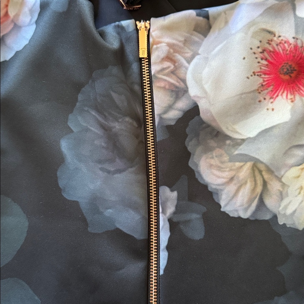 Floral Print mini dress in Black with Pink & Cream Blooms - Picture 5 of 8